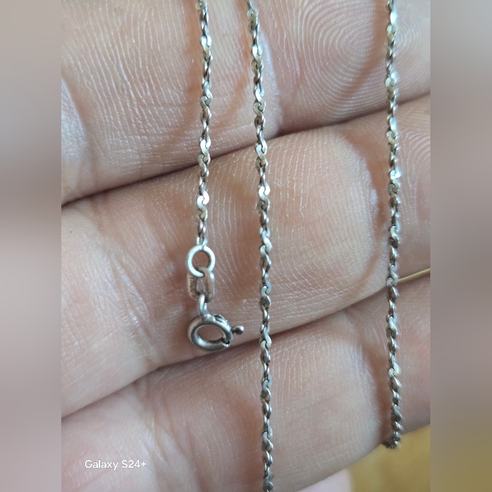 Elegant Sterling Silver 925  Chain Necklace 16"